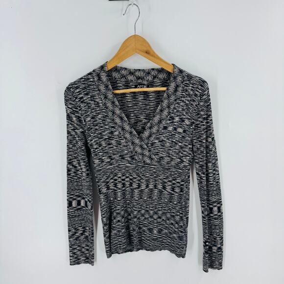 Y2K Apt. 9 Petite Medium Black Gray Babydoll Knit Top Long Sleeve Fall Layering - Picture 6 of 6